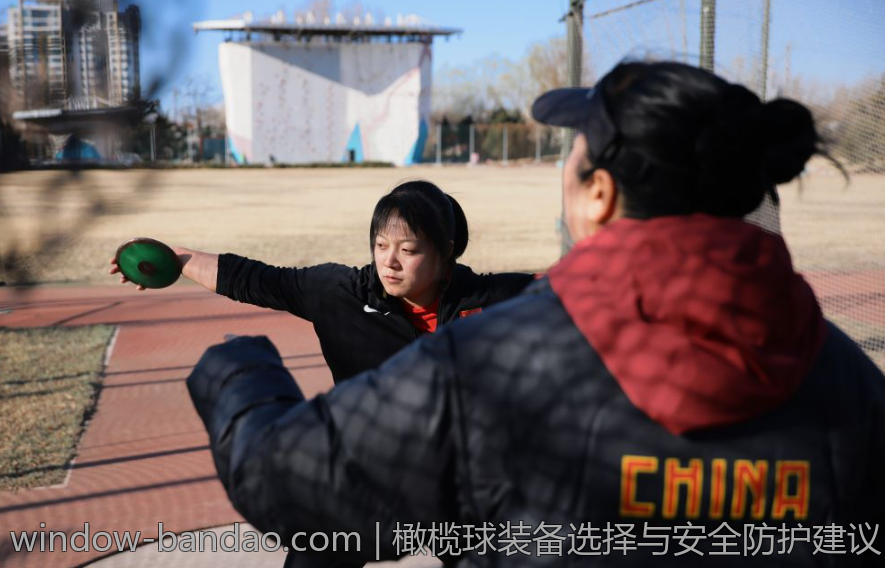 足球运动员的社会影响力探讨